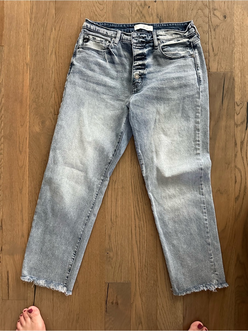KanCan Light Blue Cropped Button-Fly Jeans
